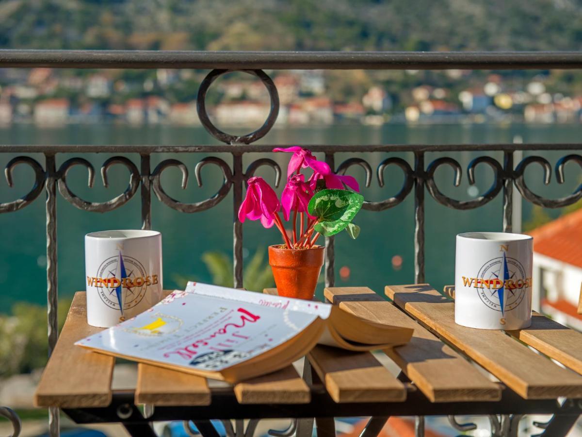 Apartments Windrose Kotor Ngoại thất bức ảnh
